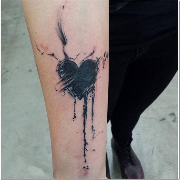 Lovely and Inspiring Coronary heart Tattoos