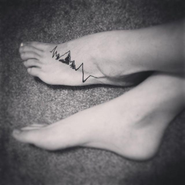 100 Tattoos on the Foot - Stunning and Inspiring Photographs