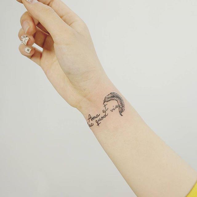 180 Delicate Feminine Tattoos - Lovely Photos