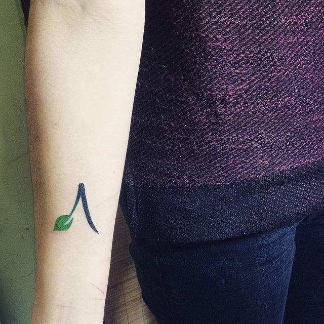 180 Delicate Feminine Tattoos - Lovely Photos