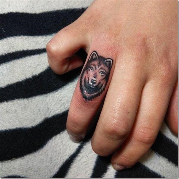 Finger Tattoos - Stunning and Inventive Fashions