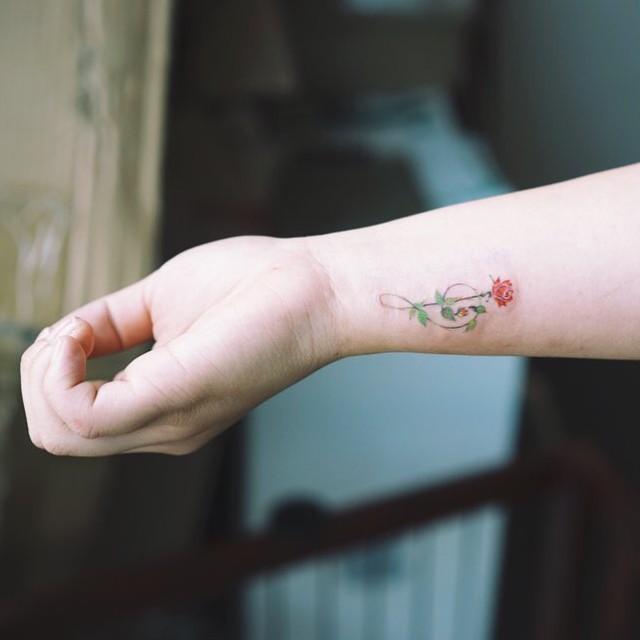 60 Tattoos of musical notes