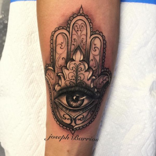 Hamsa (The Hand of Fatima) Tattoo - Which means & 30 Concepts