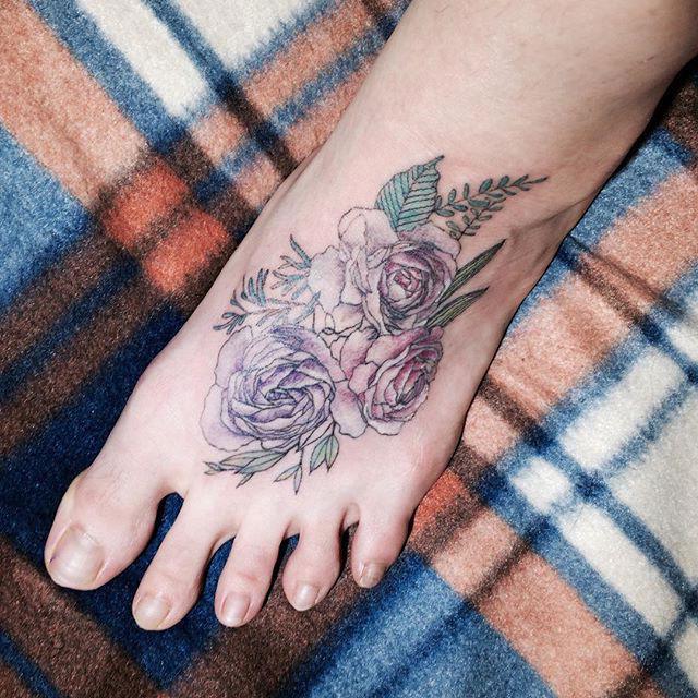 100 Tattoos on the Foot - Stunning and Inspiring Photographs