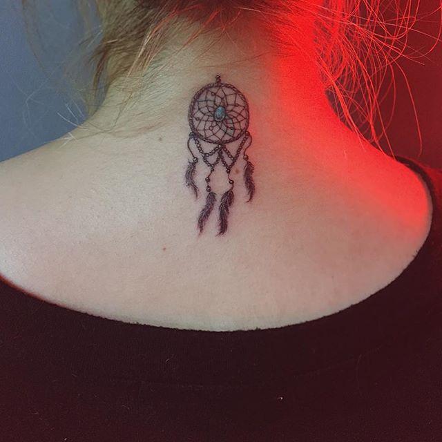 180 Delicate Feminine Tattoos - Lovely Photos