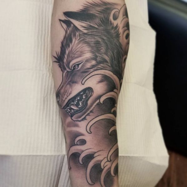 26 Wolf Tattoo Concepts - Footage and That means