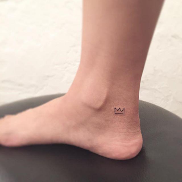 100 Tattoos on the Foot - Stunning and Inspiring Photographs