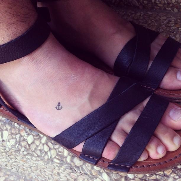 100 Tattoos on the Foot - Stunning and Inspiring Photographs