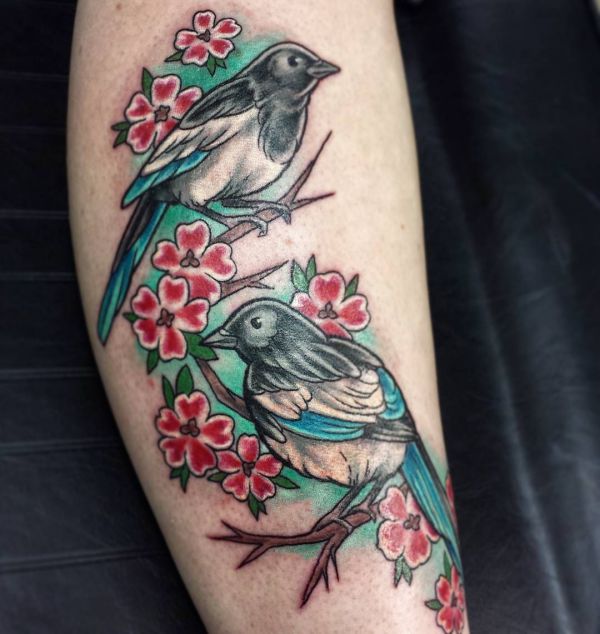 20 Helpful magpie tattoos and the meanings