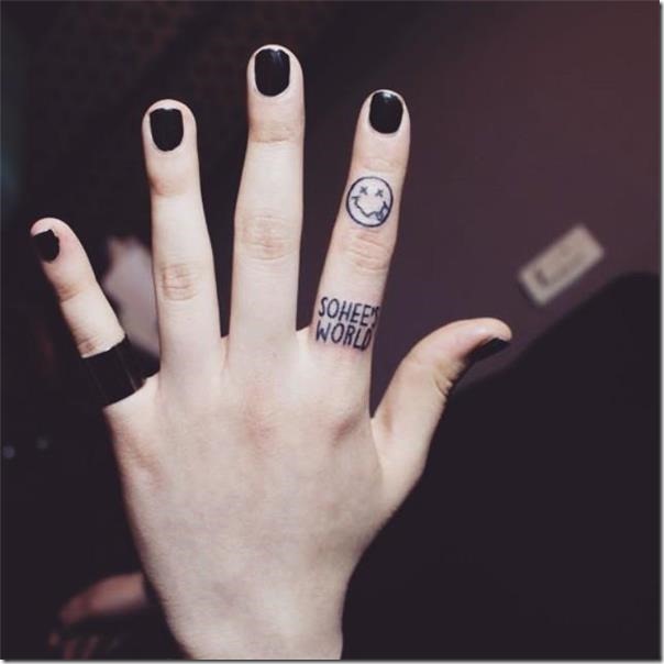 Finger Tattoos - Stunning and Inventive Fashions