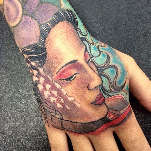 65 Stunning and Inspiring Geisha Tattoos