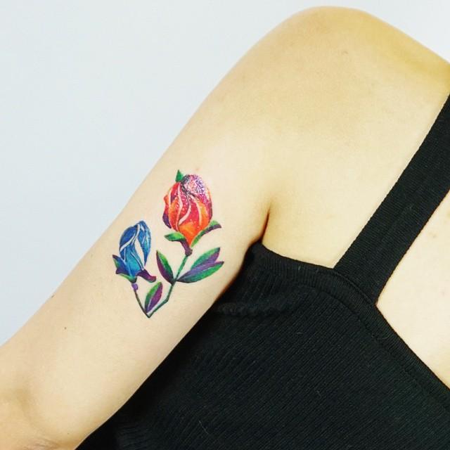 180 Delicate Feminine Tattoos - Lovely Photos