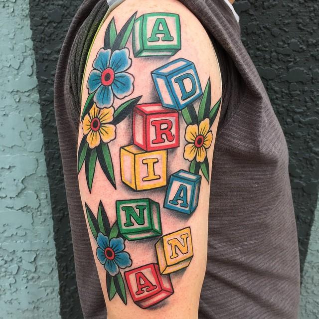 85 Household tattoos representing the union of family members