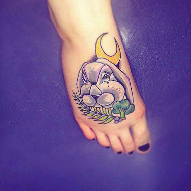 100 Tattoos on the Foot - Stunning and Inspiring Photographs