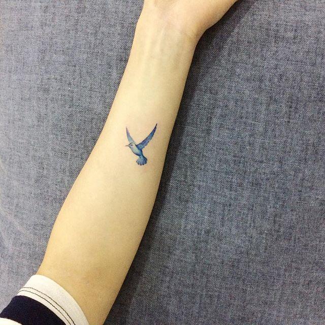 180 Delicate Feminine Tattoos - Lovely Photos