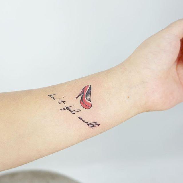 180 Delicate Feminine Tattoos - Lovely Photos