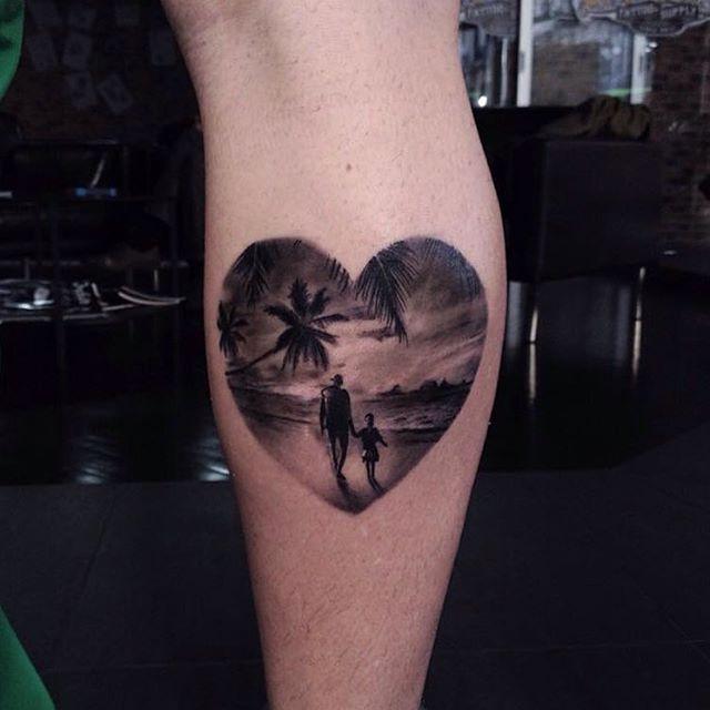 85 Household tattoos representing the union of family members