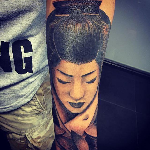 65 Stunning and Inspiring Geisha Tattoos