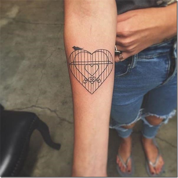 Lovely and Inspiring Coronary heart Tattoos