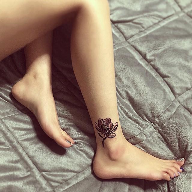 65 Stunning and Inspiring Lotus Flower Tattoos