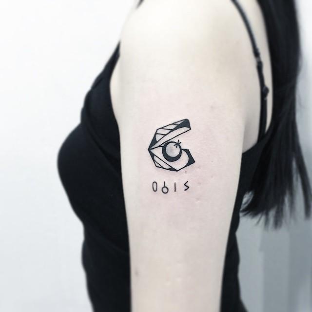 180 Delicate Feminine Tattoos - Lovely Photos