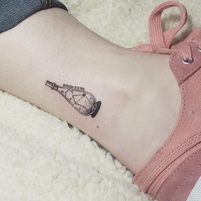 180 Delicate Feminine Tattoos - Lovely Photos