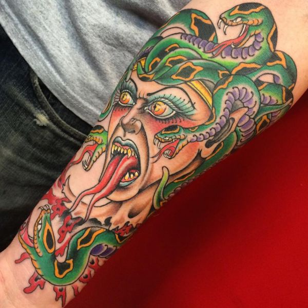 Medusa Tattoos: 20 concepts with that means