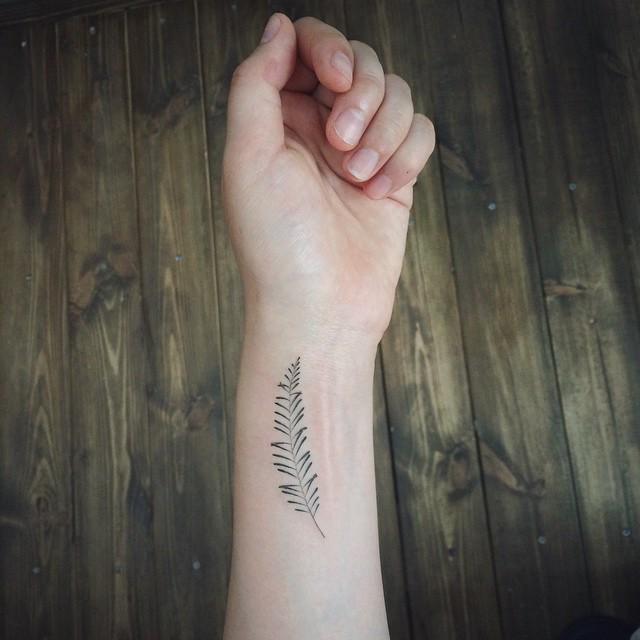 120 Tattoos on the Wrist (probably the most lovely photographs!)