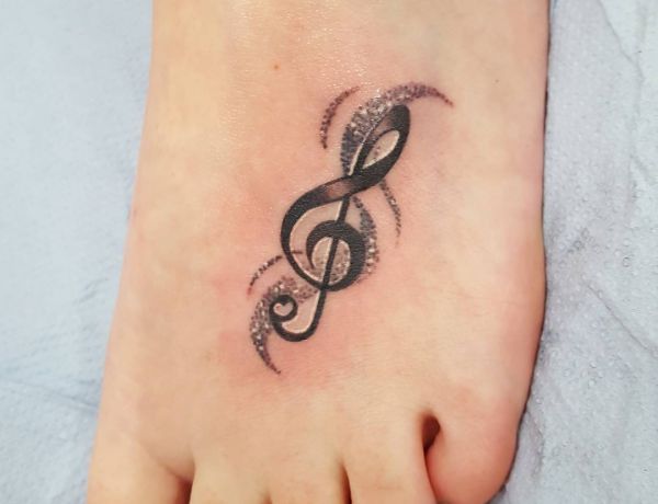 20 stylish foot tattoo concepts