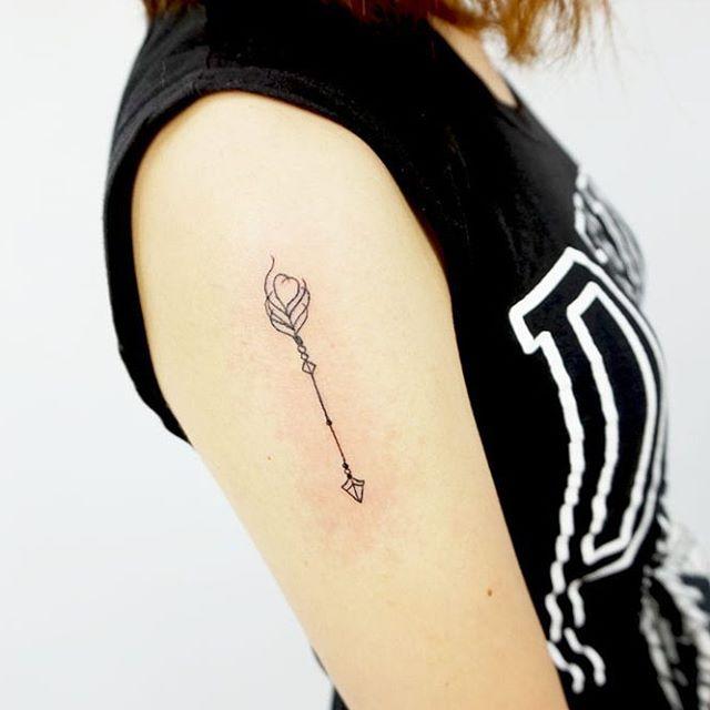 180 Delicate Feminine Tattoos - Lovely Photos