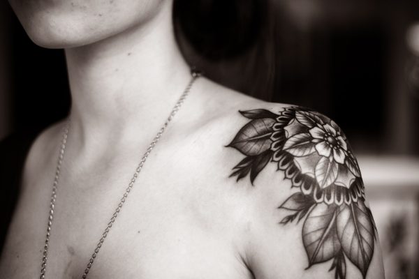 Small and delicate shoulder tattoos for girls