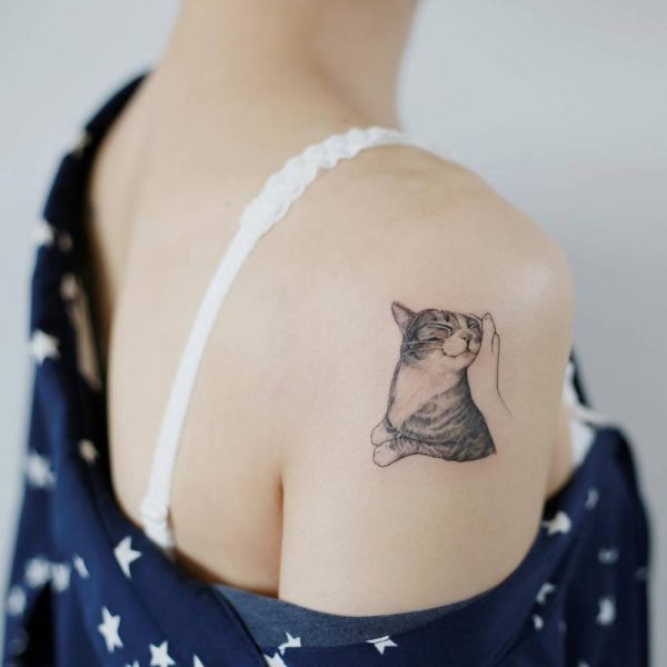 Small and delicate shoulder tattoos for girls