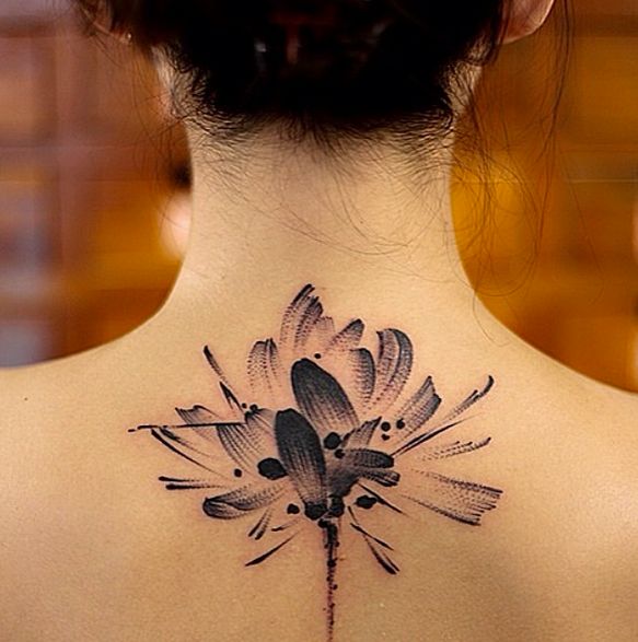 Tattoos for ladies within the again