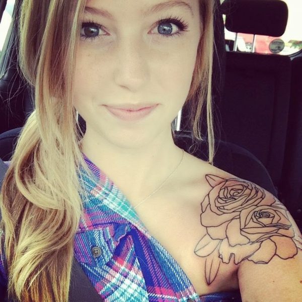 99 Roses tattoos designs for ladies