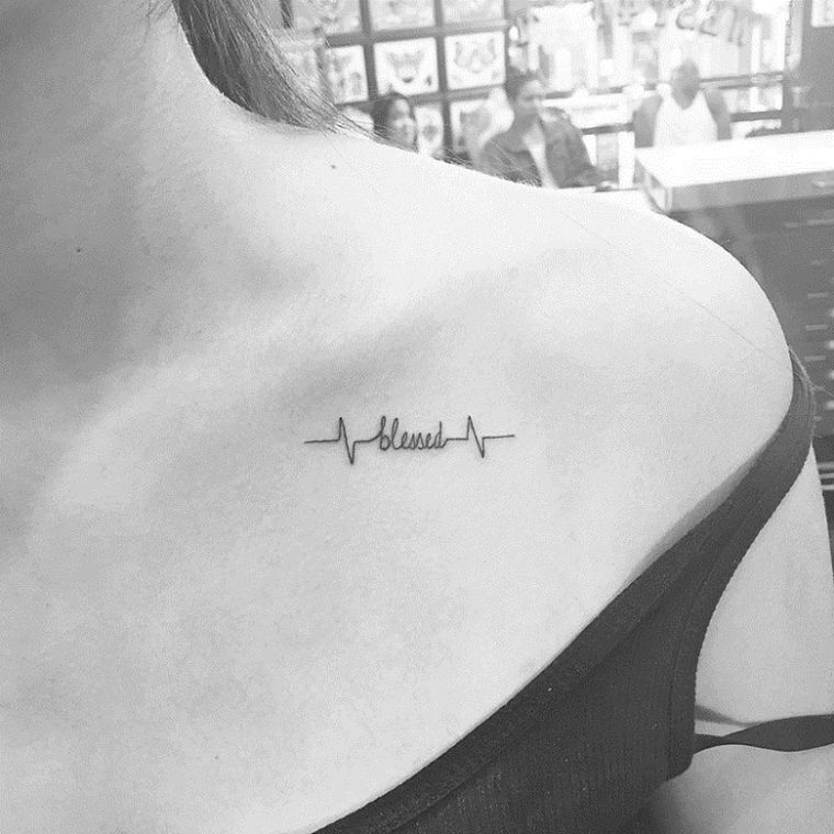 Discrete little tattoo concepts in 13 minimal and chic choices