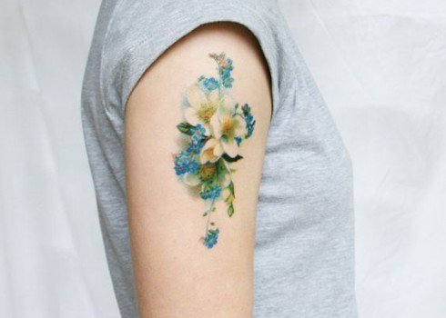 Small and delicate shoulder tattoos for girls