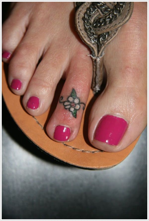 Tattoos for ladies within the foot [Creative and original designs]