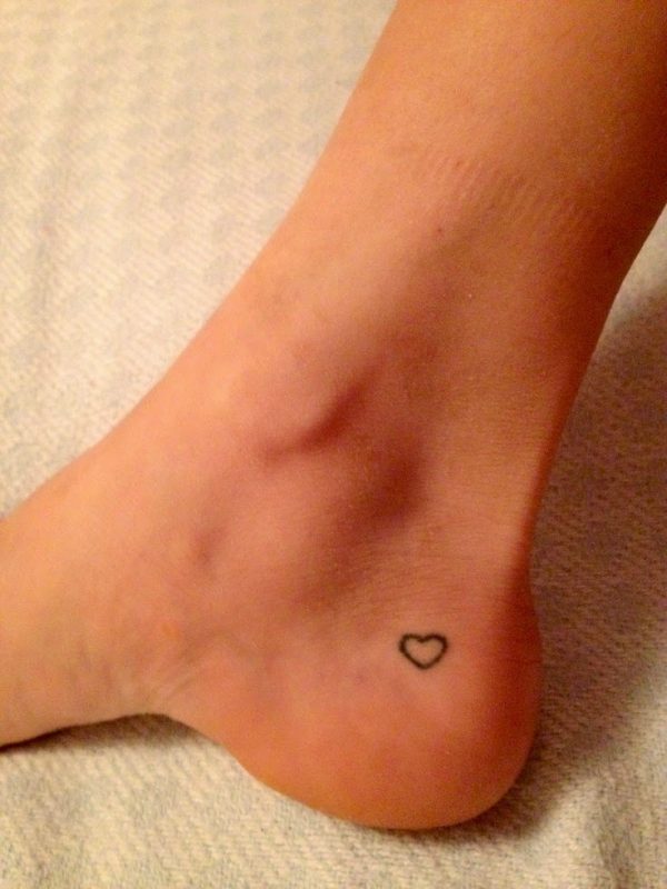 Tattoos for ladies within the foot [Creative and original designs]