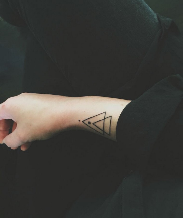 The ephemeral tattoo: 5 concepts to go slowly