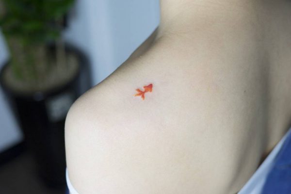 Small and delicate shoulder tattoos for girls