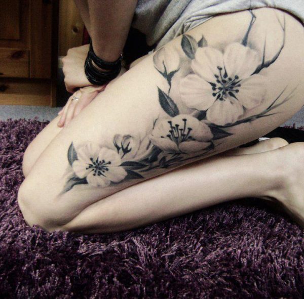 99 Roses tattoos designs for ladies