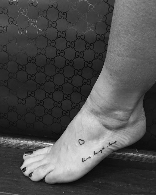 Tattoos for ladies within the foot [Creative and original designs]