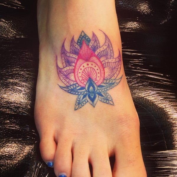 Tattoos for ladies within the foot [Creative and original designs]