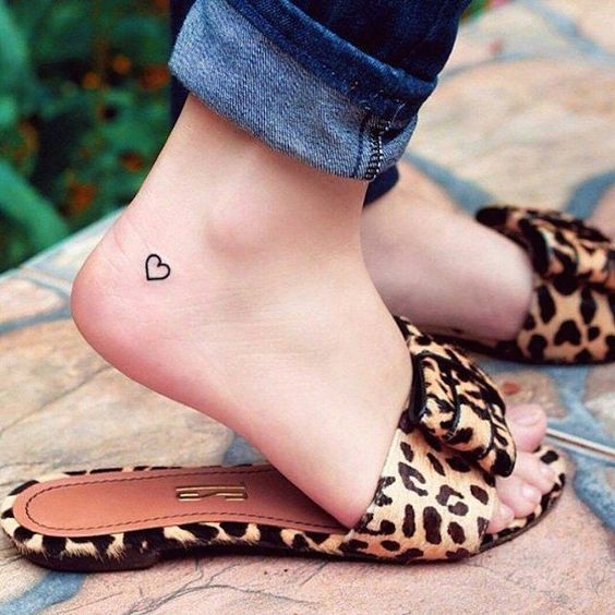 Tattoos for ladies within the foot [Creative and original designs]