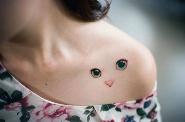 Small and delicate shoulder tattoos for girls