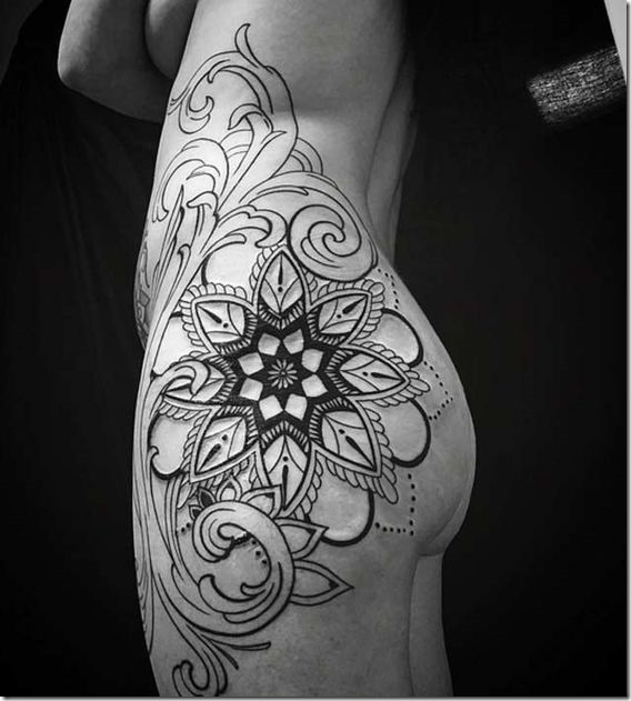 Seductive Hip Tattoos For Ladies