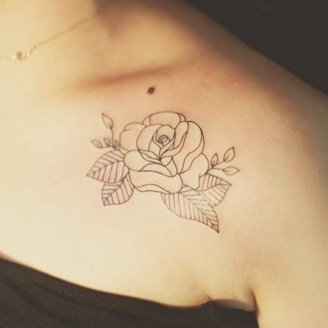 Small and delicate shoulder tattoos for girls