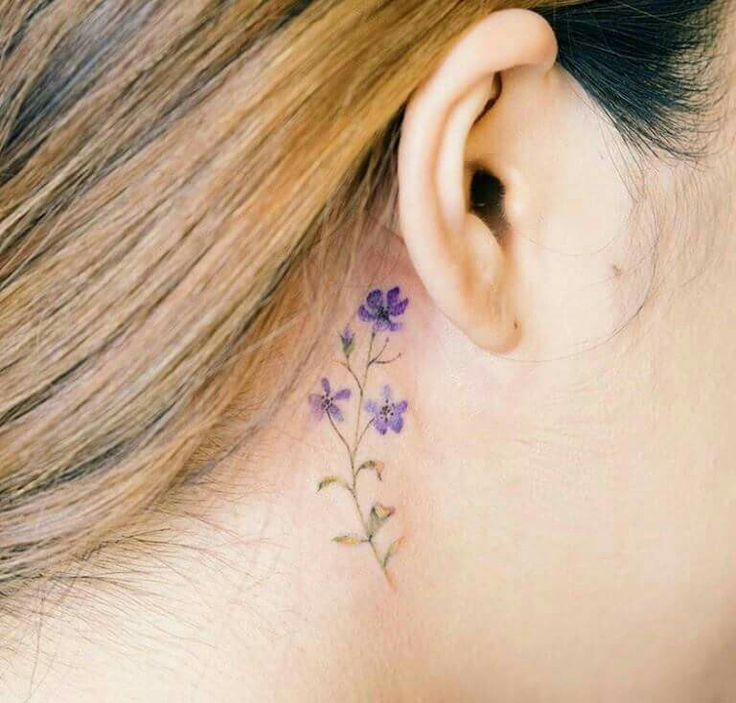 20+ minimalist flower tattoo that you'll love