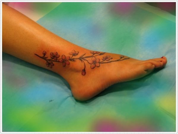 Tattoos for ladies within the foot [Creative and original designs]