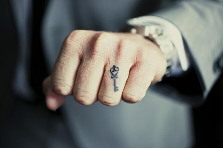 The tattoo ring - we prefer it for its discreet and authentic facet